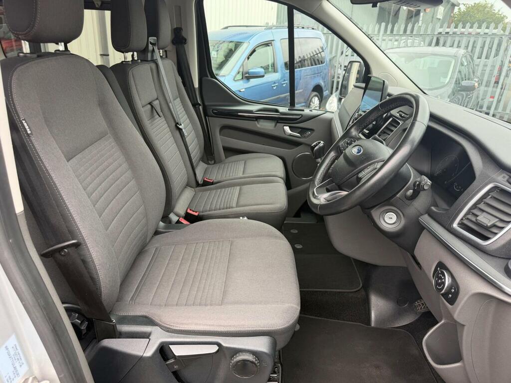 Ford Tourneo Custom Custom 2.0 310 Ecoblue Black #43