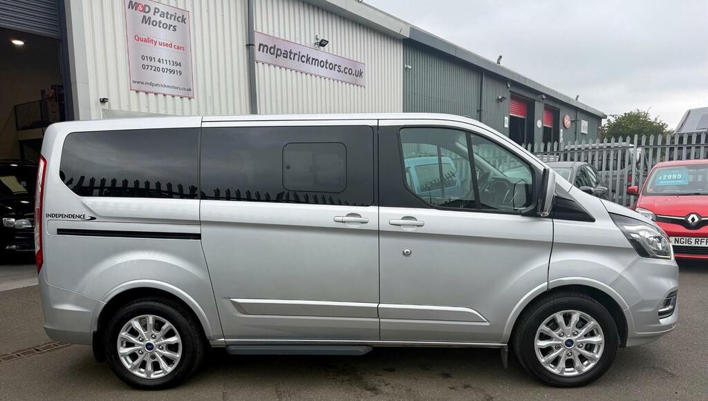 Ford Tourneo Custom Custom 2.0 310 Ecoblue Black #30