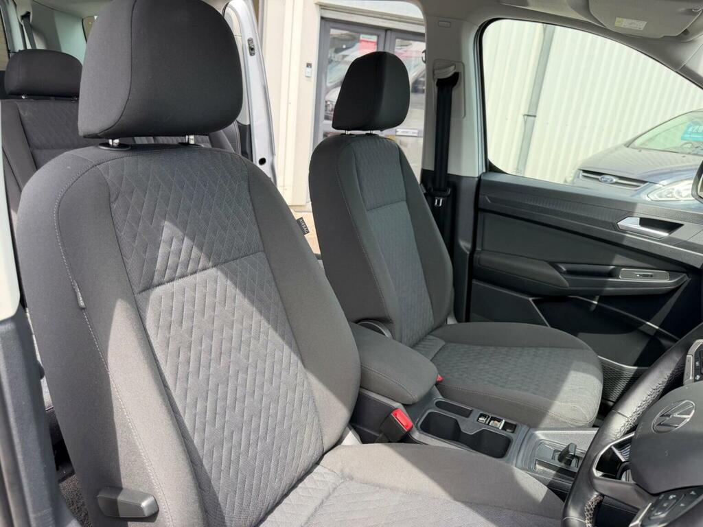 Volkswagen Caddy Maxi Life 2L Life Grey #20