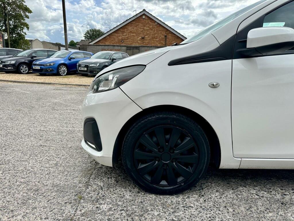 Peugeot 108 Allure Silver #52