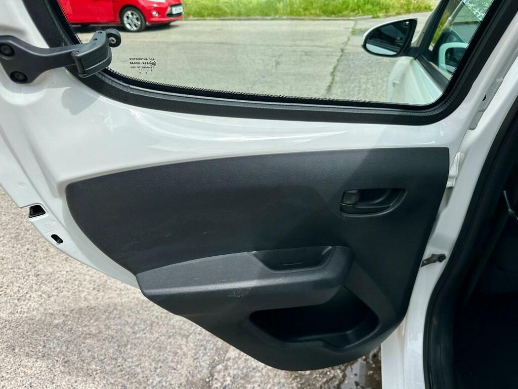 Peugeot 108 Allure Silver #43