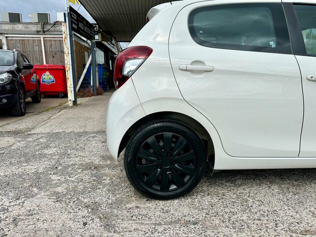 Peugeot 108 Allure Silver #50