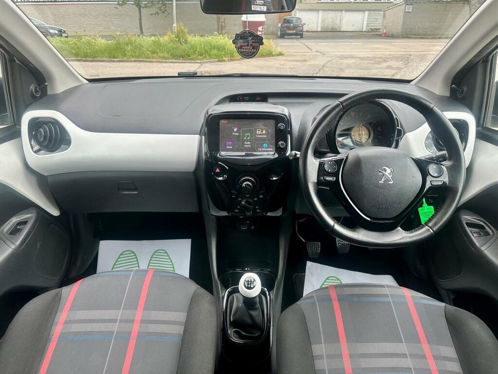 Peugeot 108 Allure Silver #17