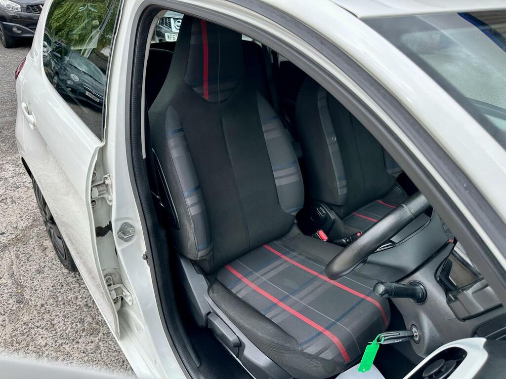 Peugeot 108 Allure Silver #18