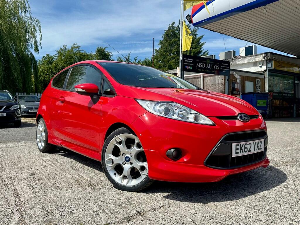 Ford Fiesta 1.6 Zetec S 2012 Red