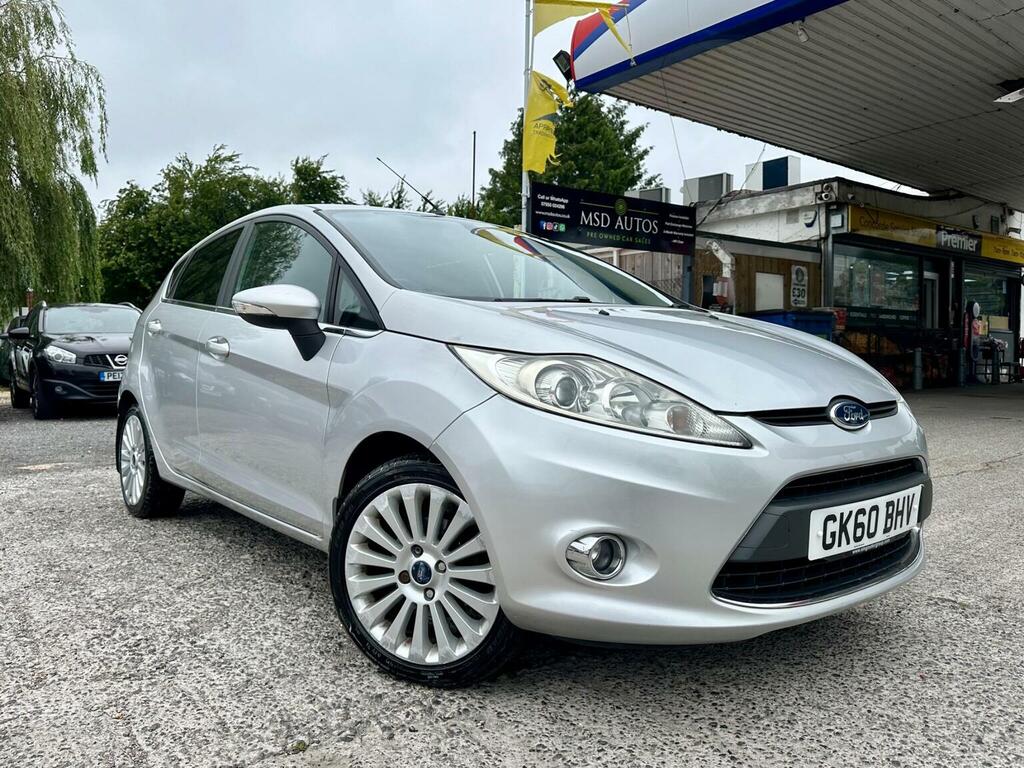 Ford Fiesta 1.4 Titanium 2010 Silver