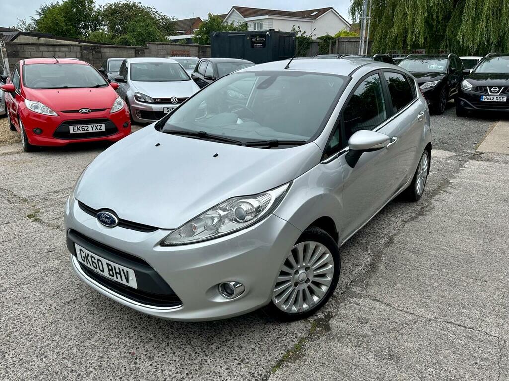 Ford Fiesta 1.4 Titanium 2010 Silver #6