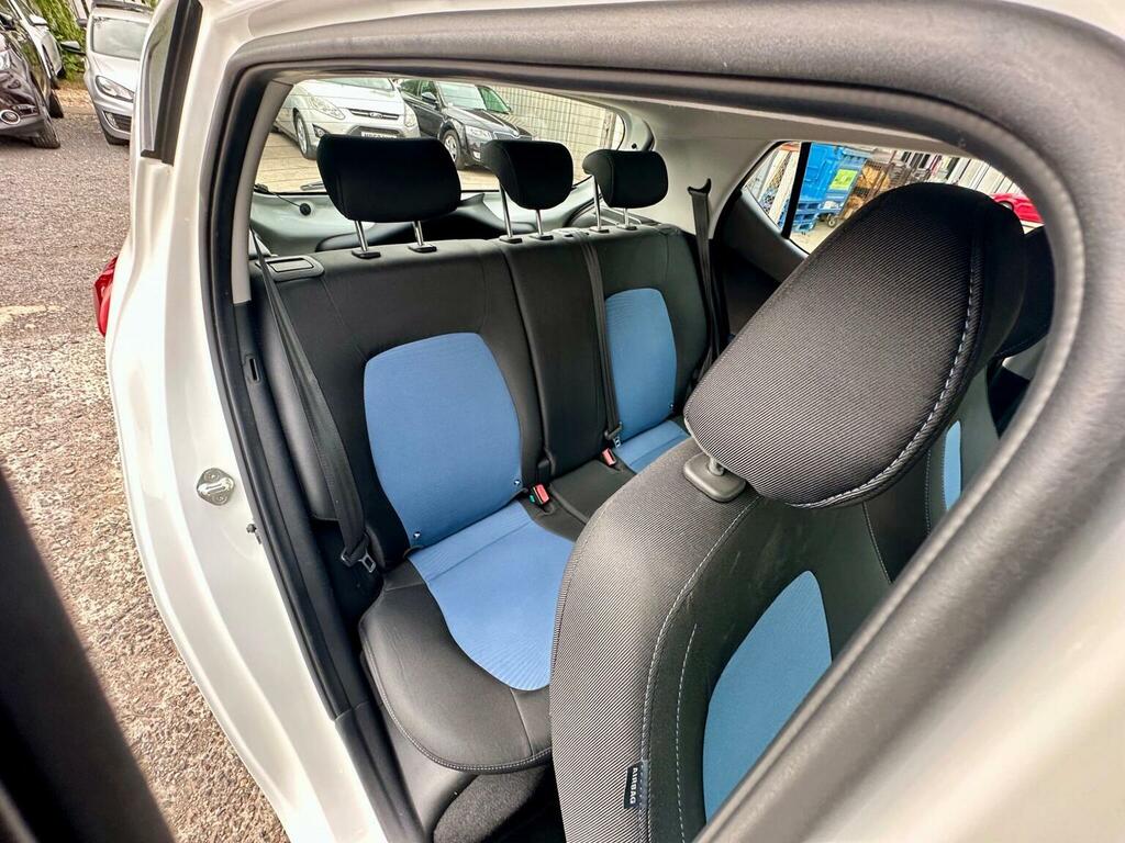 Hyundai I10 1.0 Se 65 Bhp Grey #48