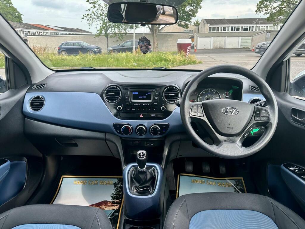 Hyundai I10 1.0 Se 65 Bhp Grey #18