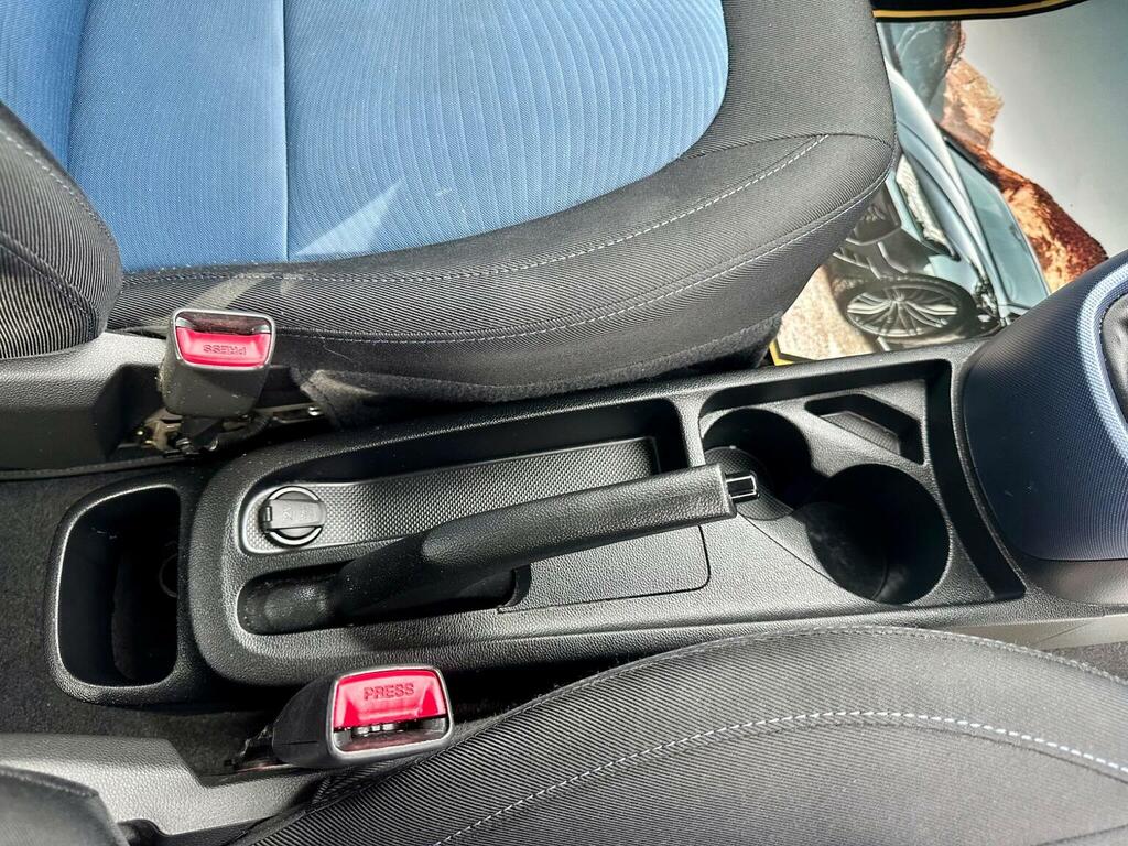 Hyundai I10 1.0 Se 65 Bhp Grey #35