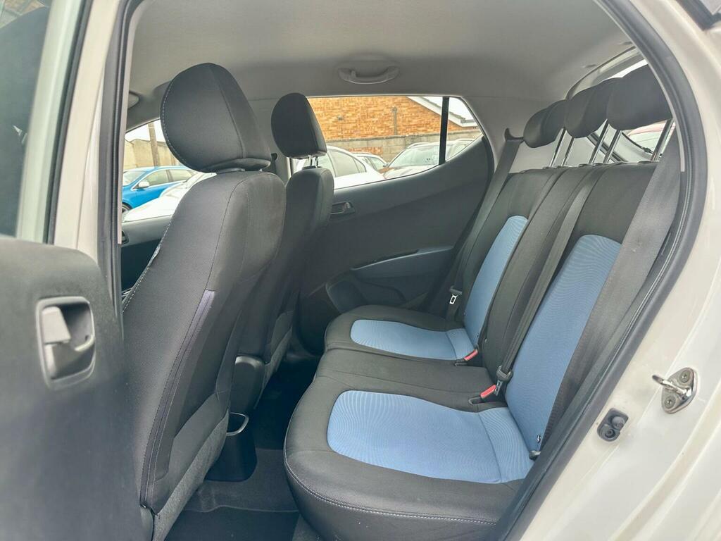Hyundai I10 1.0 Se 65 Bhp Grey #44
