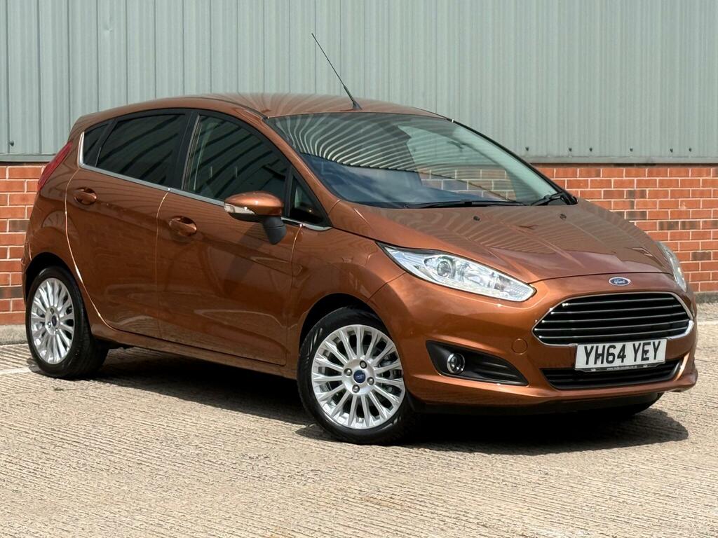 Ford Fiesta 1.6 Titanium Powershift Euro 5 Yellow