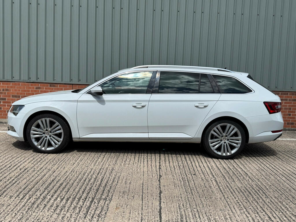 Skoda Superb Elegance Tdi Cr Black #10