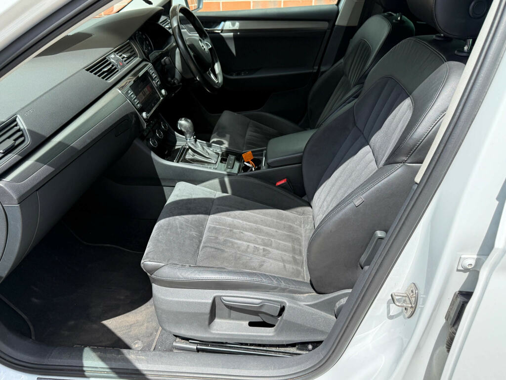 Skoda Superb Elegance Tdi Cr Black #7