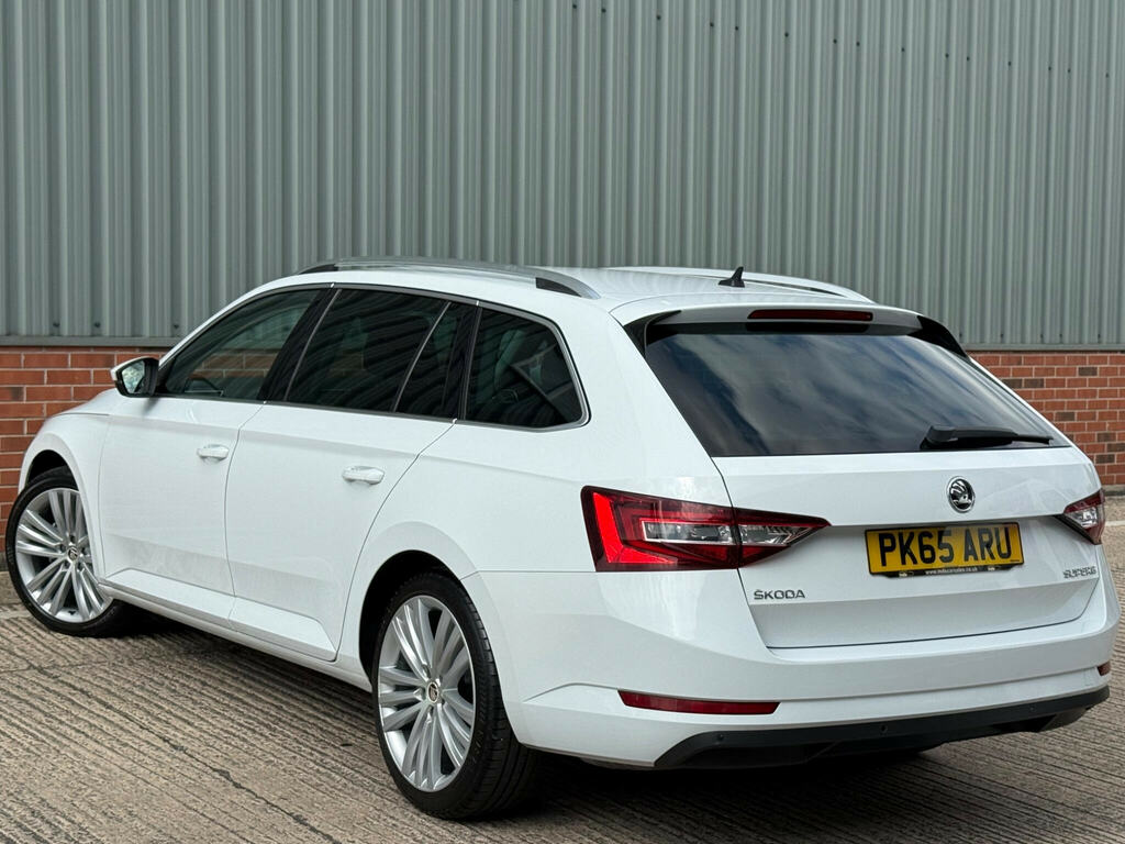Skoda Superb 2.0 Tdi Se L Executive Dsg 6Spd Euro 6 Ss PK65ARU White #4