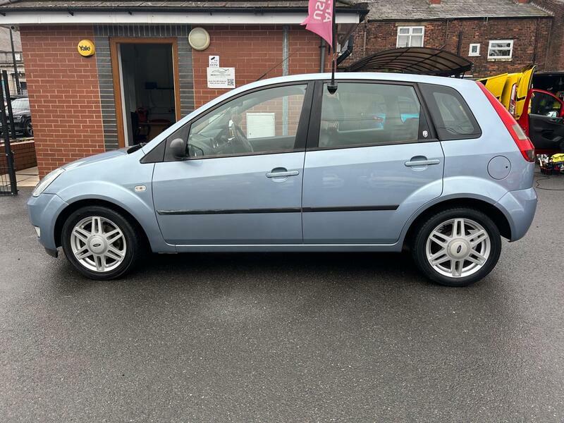 Ford Fiesta 1.6-Ghia-5dr Blue #4