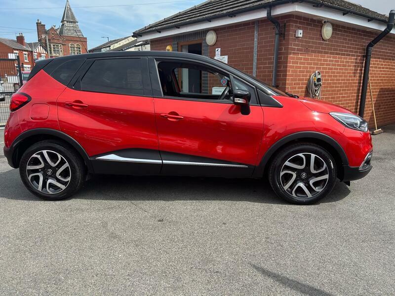 Renault Captur 1.5-Dci-energy-dynamique-s-nav-euro-6-ss-5dr LP17GFX Red #3
