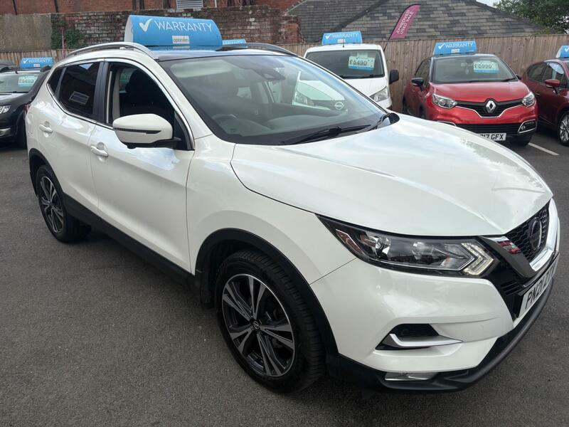 Nissan Qashqai 1.3-Dig-t-n-connecta-euro-6-ss-5dr White #2