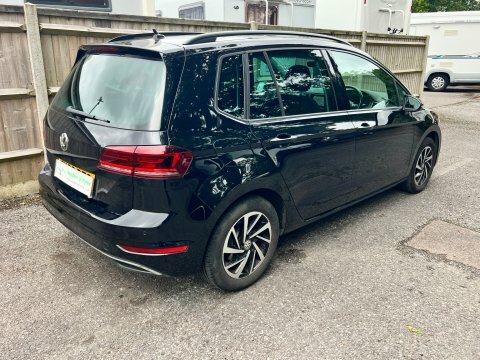 Volkswagen Golf SV 1.5 Match Tsi #4