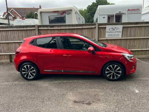 Renault Clio 1.0 Iconic Tce HT69GJG #4