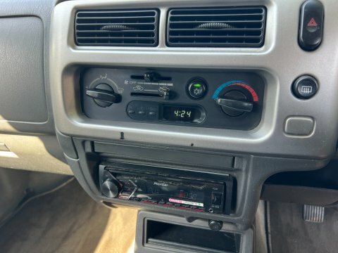 Mitsubishi L200 2.5L Elegance Blue #11