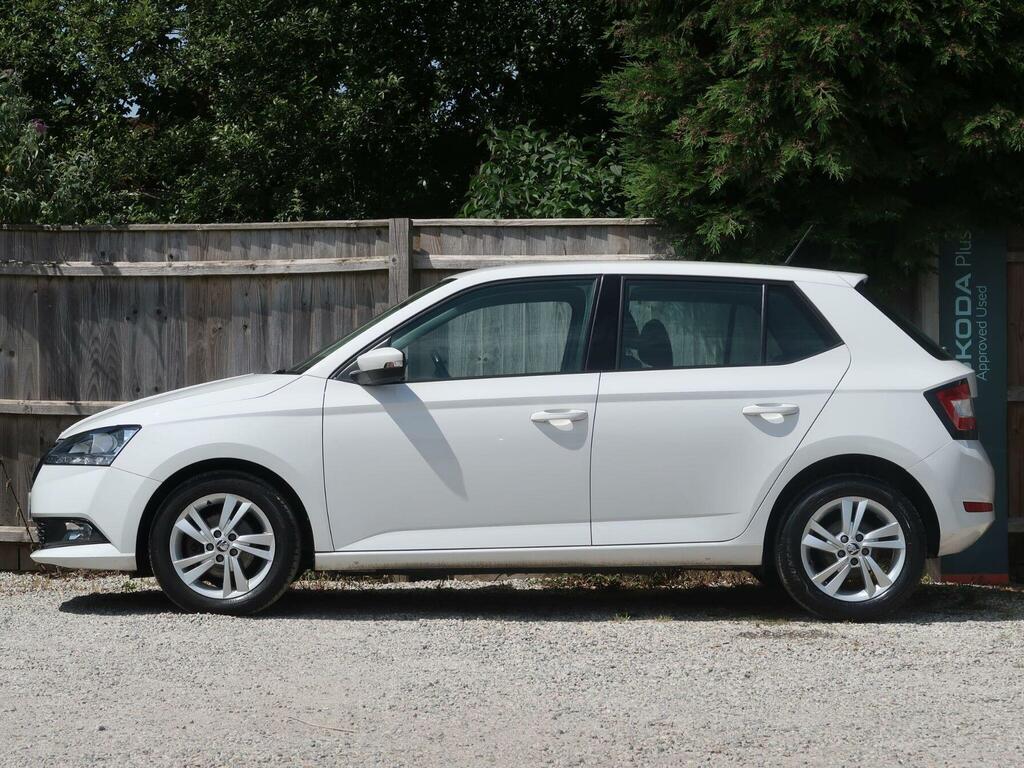 Skoda Fabia 1.0 Se Euro 6 S S GY70LVE White #4