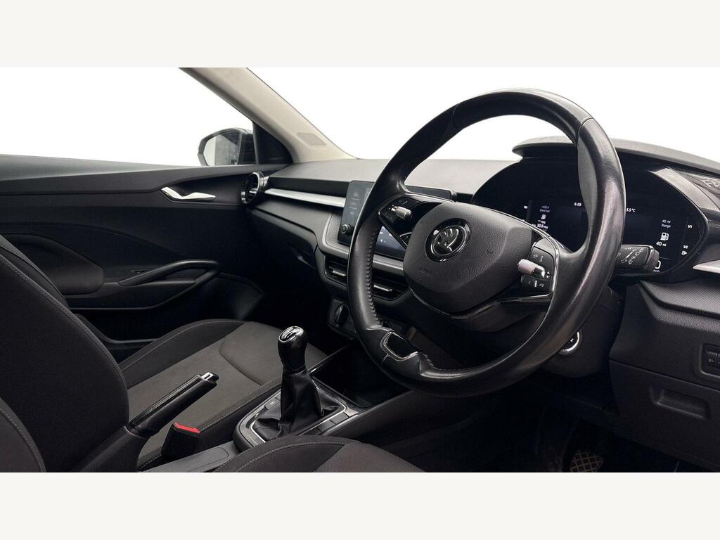 Skoda Fabia 1.0 Tsi Colour Edition Euro 6 S S MA22WJL White #6