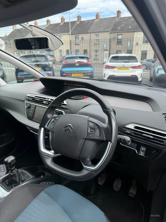 Citroen Grand C4 SpaceTourer 1.5 Bluehdi 130 Feel Brown #6