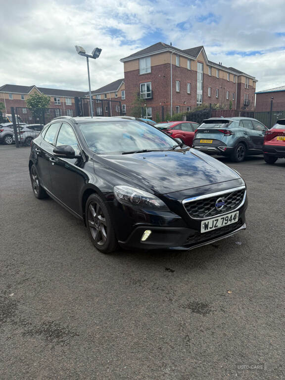 Volvo V40 Cross Country D2 Cross Country Lux Nav Black