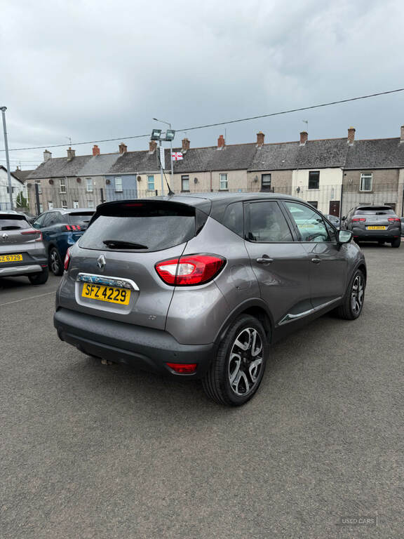 Renault Captur 1.5 Dci 90 Dynamique S Medianav Energy Black #2