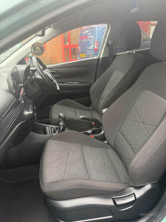 Hyundai Bayon 1.0 Tgdi 48V Mhev Premium Green #5