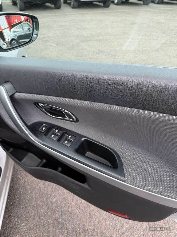 Kia Ceed 1.4 1 Hatchback Euro 5 98 Bhp Black #10