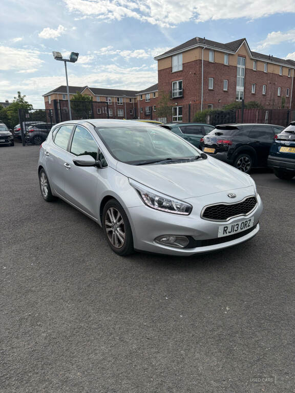 Kia Ceed 1.6 Crdi 2 Ecodynamics Silver