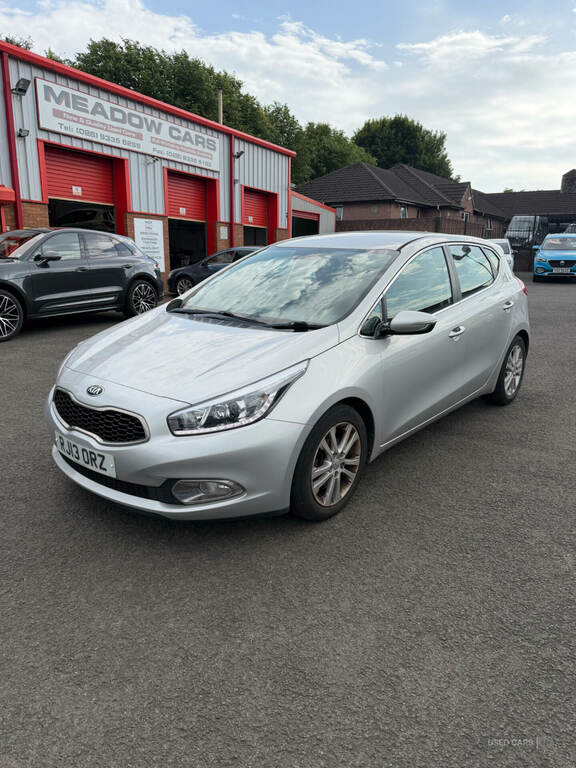 Kia Ceed 1.6 Crdi 2 Ecodynamics Silver #3