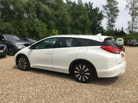 Honda Civic Civic I-dtec Es-t White #16