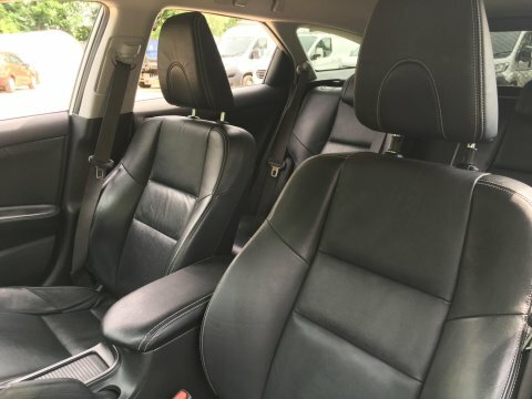 Honda Civic Civic I-dtec Es-t White #39