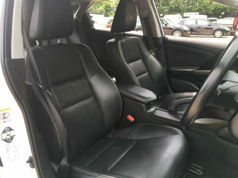 Honda Civic Civic I-dtec Es-t White #30