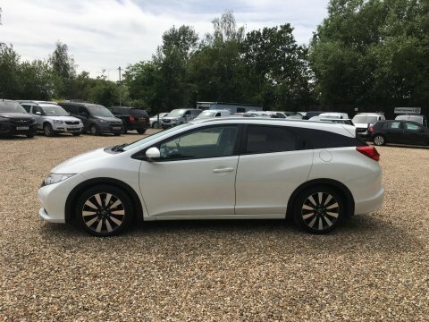 Honda Civic Civic I-dtec Es-t White #10