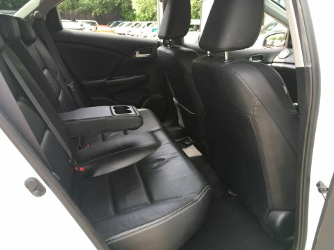 Honda Civic Civic I-dtec Es-t White #33