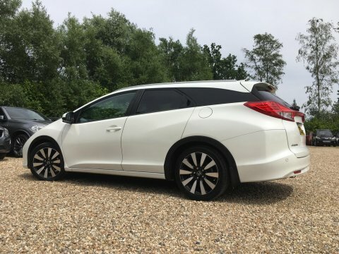 Honda Civic Civic I-dtec Es-t White #19