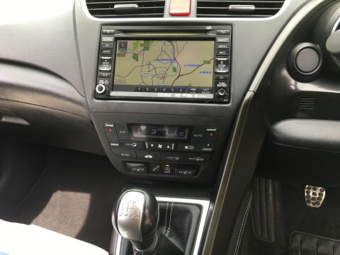 Honda Civic Civic I-dtec Es-t White #23