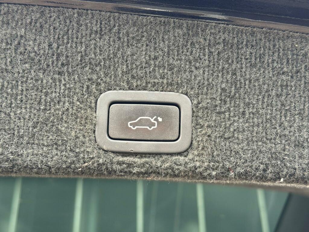 Volvo XC60 2.4 D4 R-design Nav Suv Geartronic Awd Grey #19