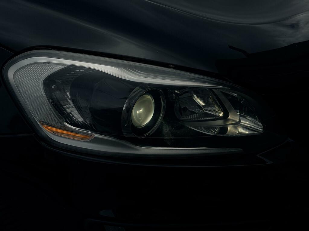 Volvo XC60 R-design Lux Nav 2.0 D4 178 Bhp Red #8