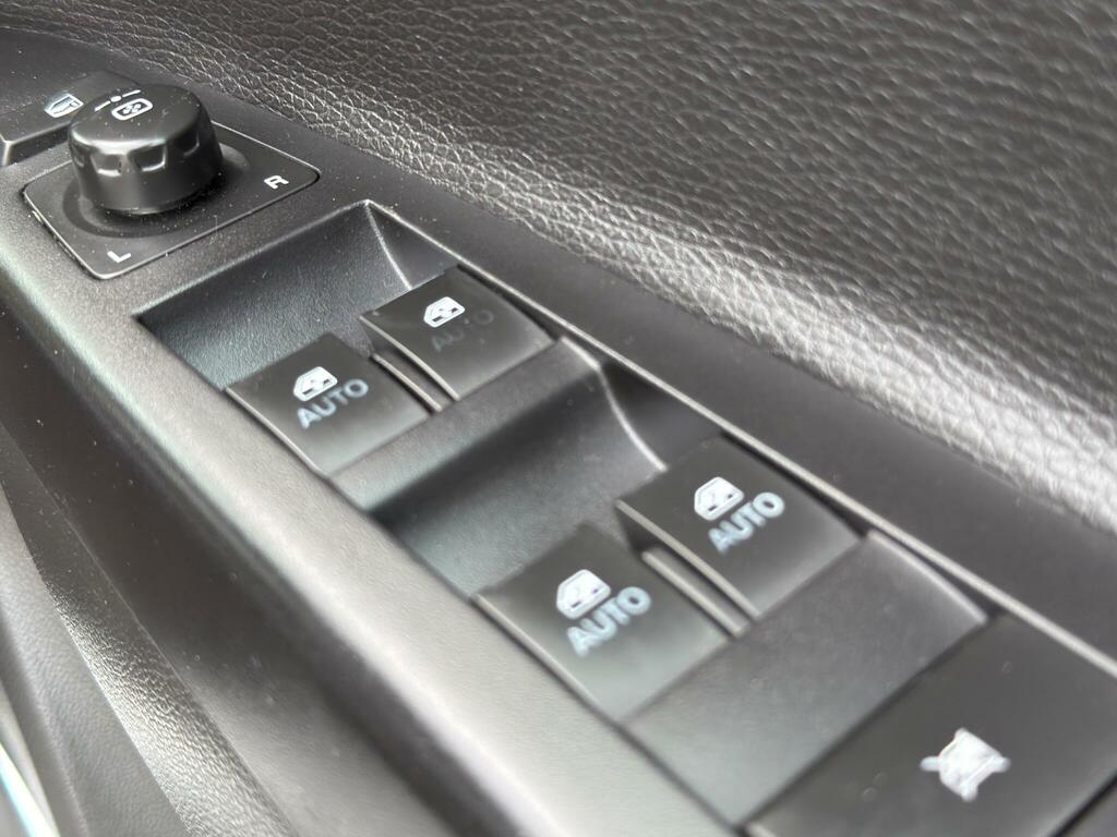 Vauxhall Antara Antara Exclusive Cdti Ss Black #23