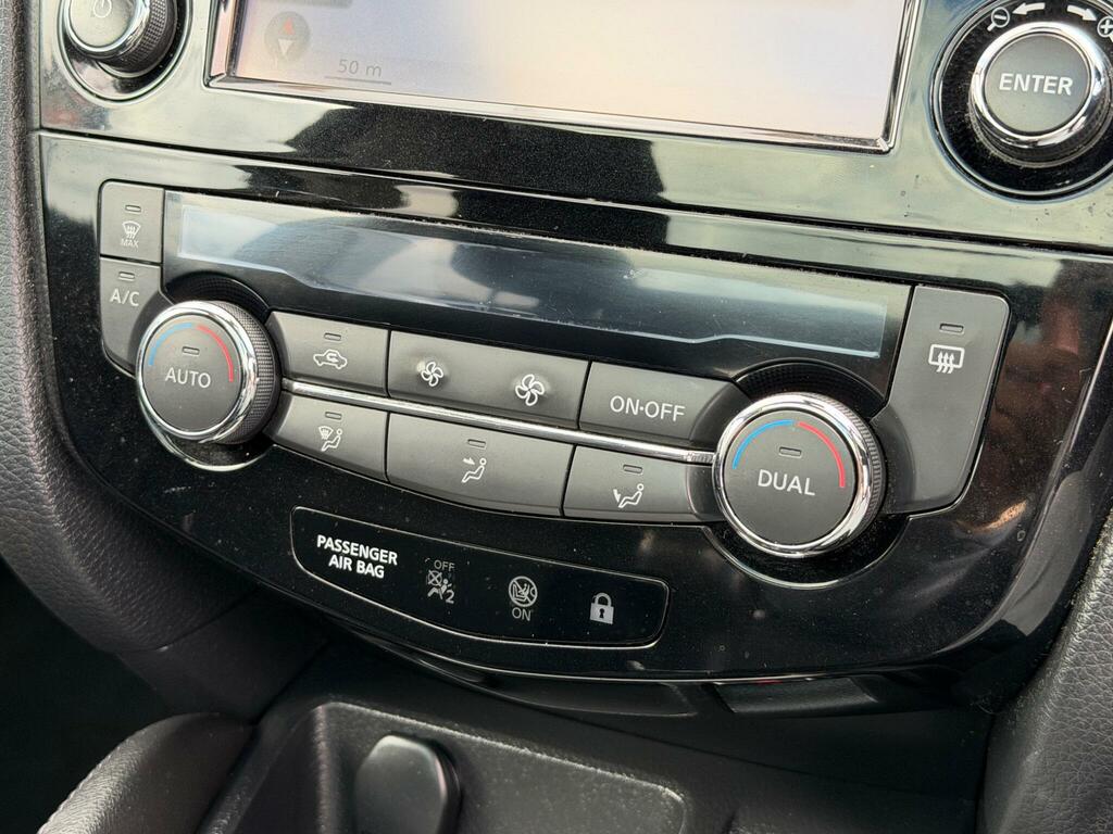 Nissan Qashqai 1.2 N-tec Plus Grey #39