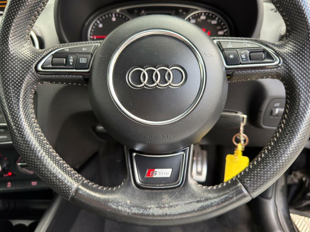 Audi A1 Tdi Sport Black #25