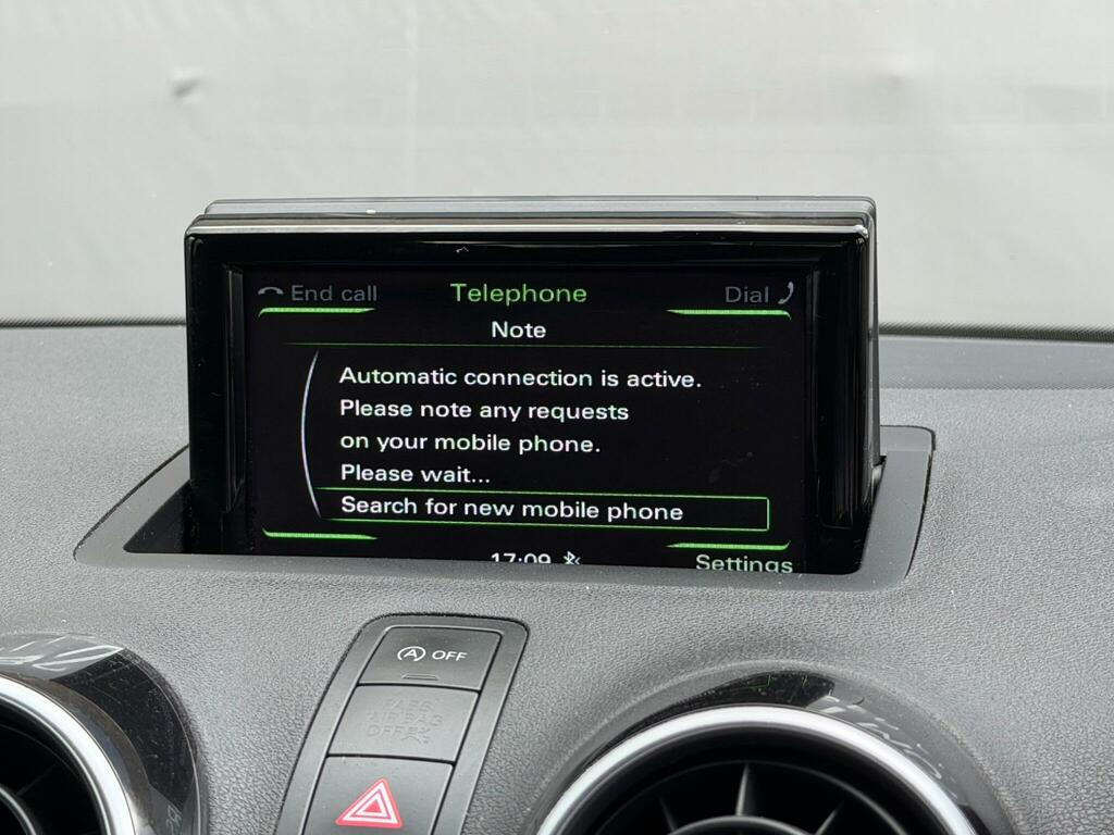 Audi A1 Tdi Sport Black #33