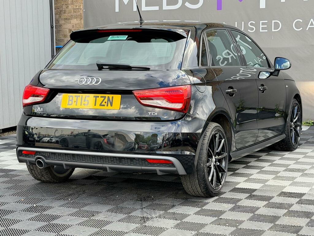 Audi A1 Tdi Sport Black #17