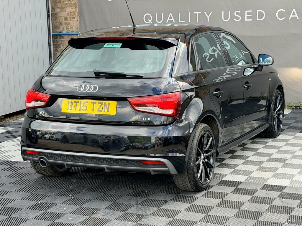 Audi A1 Tdi Sport Black #18