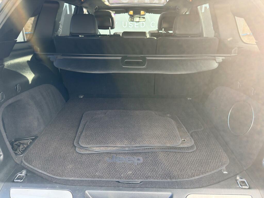 Jeep Grand Cherokee Summit Crd Red #19